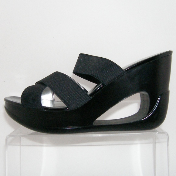 Calvin Klein 'Yathy' black platform wedges 8M - Picture 4 of 8